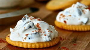 Cream Cheese, Garlic & Onion Black Olive Dip