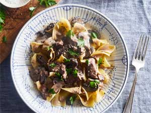 Slow-Cooker Beef Stroganoff