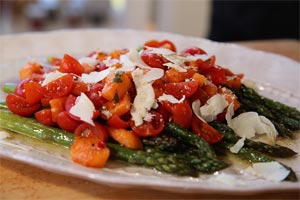 Asparagus with Tomato & Grilled Melon Salad